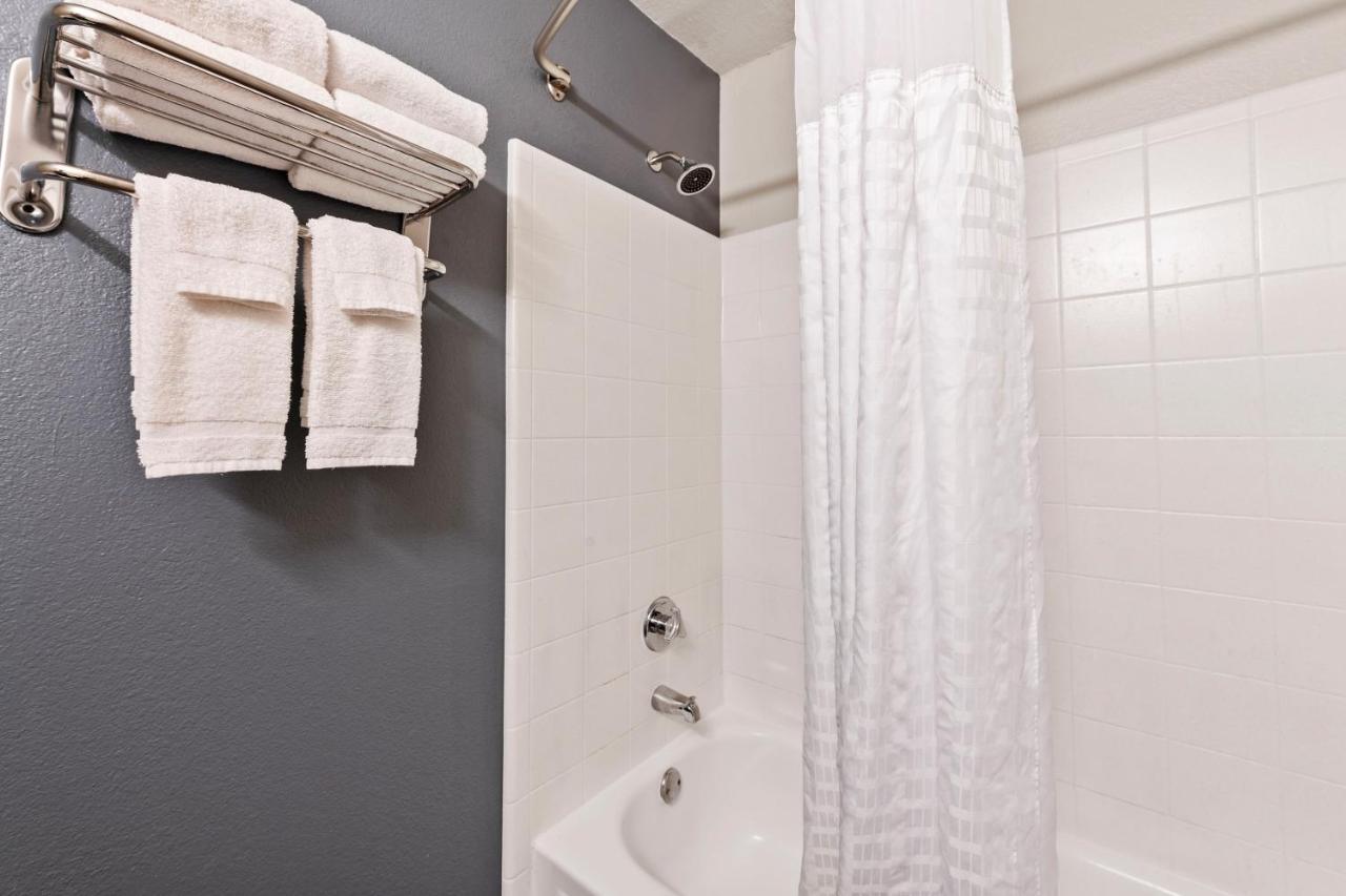 Extended Stay America Select Suites - Charlotte - Airport Zewnętrze zdjęcie