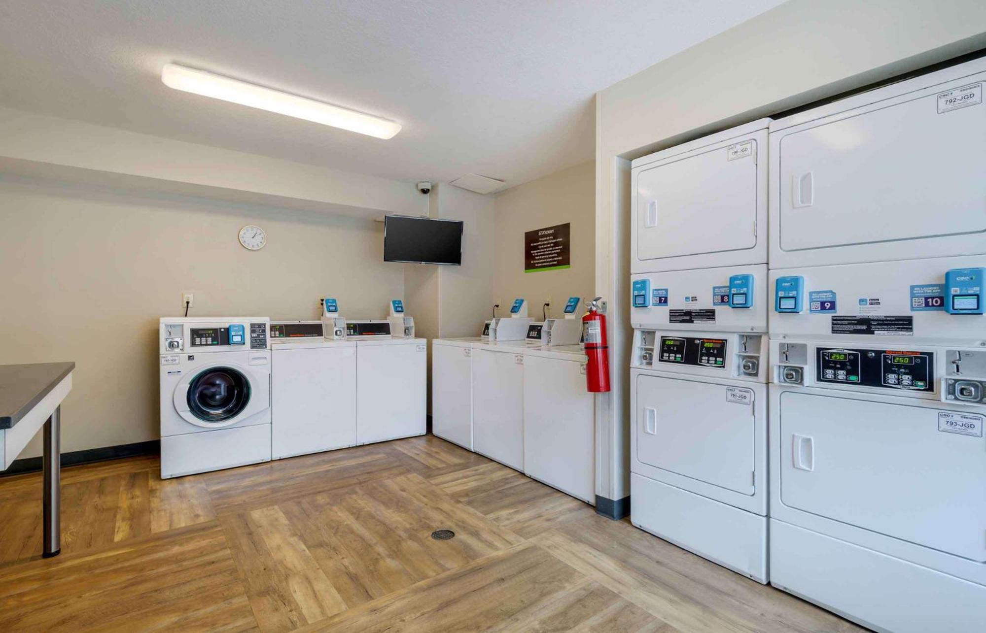 Extended Stay America Select Suites - Charlotte - Airport Zewnętrze zdjęcie